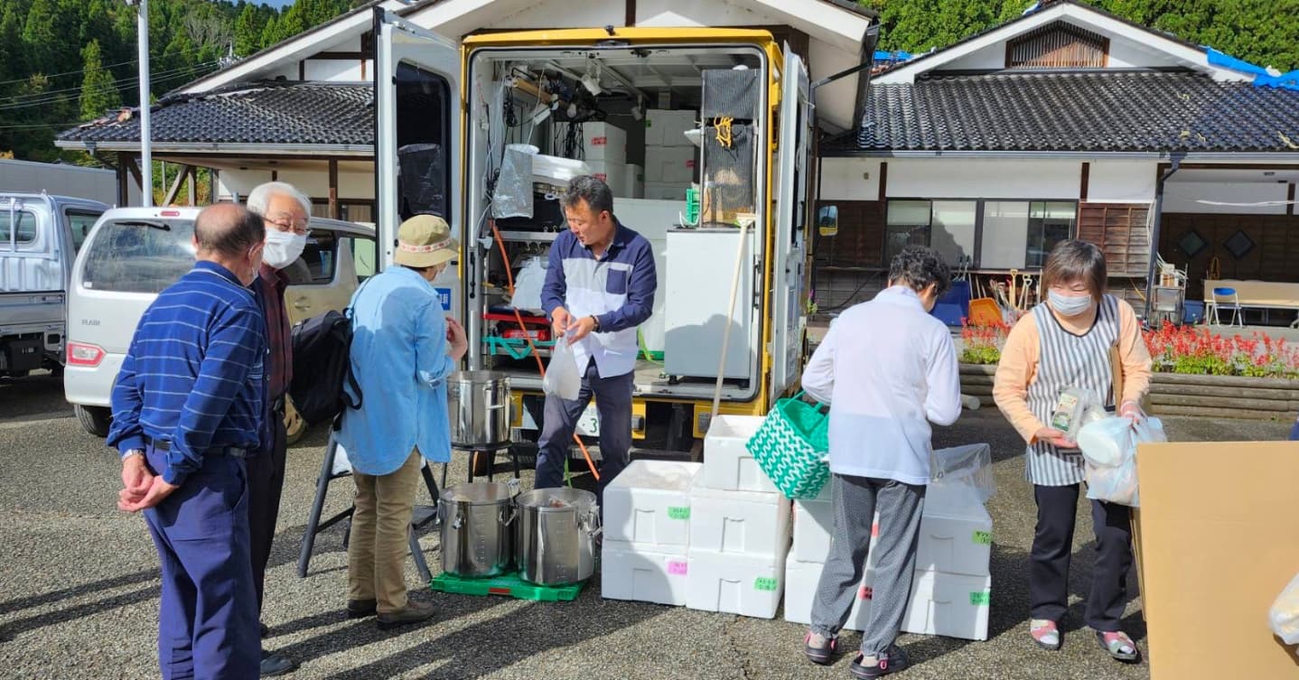 「復興常備食」を凍眠で急速冷凍 | 災害復興の現場で活躍する凍眠の冷凍食品